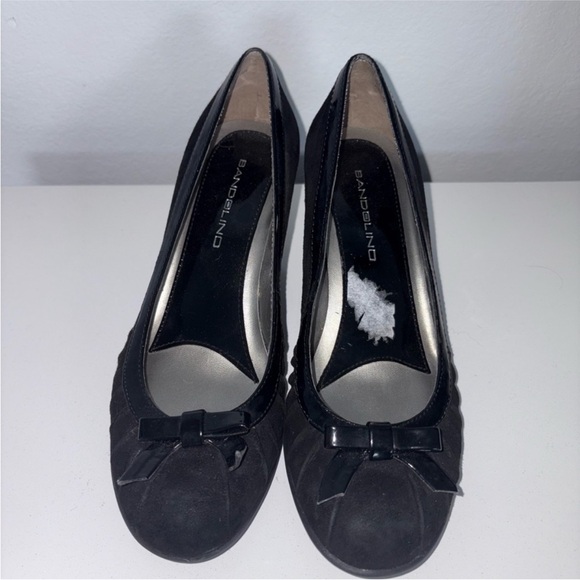 Black Dainty Bow Kitten Heels - Picture 15 of 16
